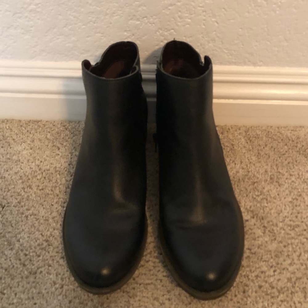 Kensie Black Leather Ankle Boots - Picture 2 of 7